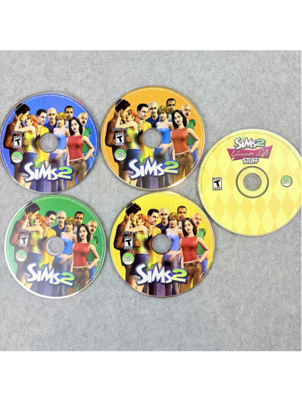 The Sims 2 PC 4-Disc Base Game + Glamour Life Stuff CD-ROM Lot EA